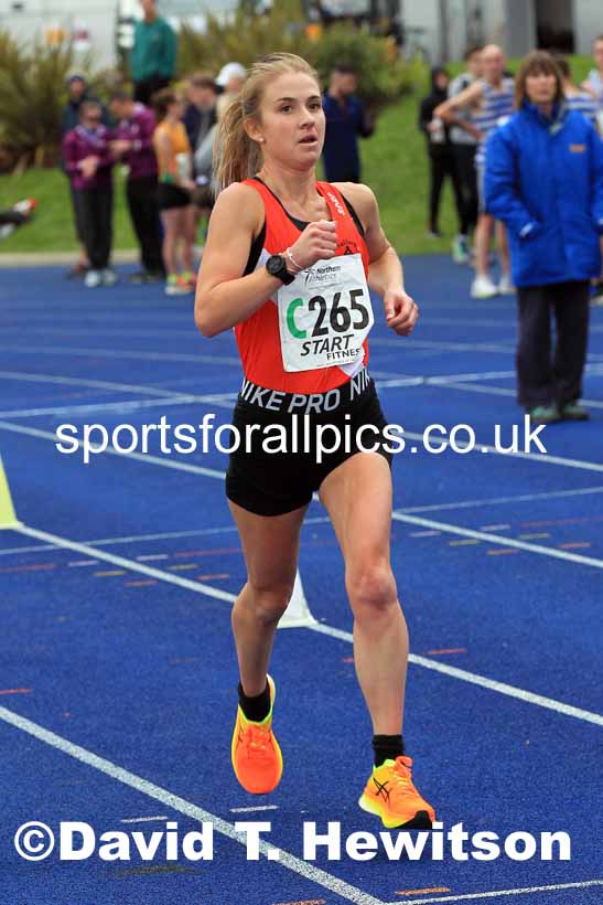 Senior womens 4 Stage Relay, 2022 Northern Road Relays, SportsCity, Manchester. Photo: David T. Hewitson/Sports for All Pics
